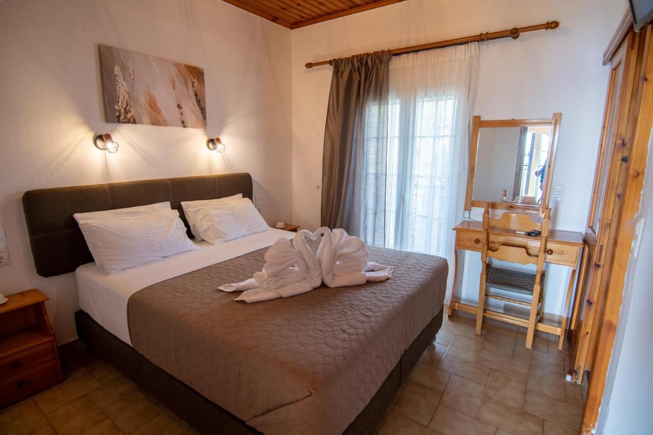 Villa Nina Adult Only Skiathos-stad Buitenkant foto